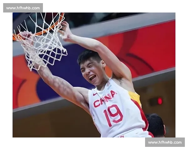 中国男篮迎战冰岛备战国际赛检验新阵容实力年轻球员表现关键一战